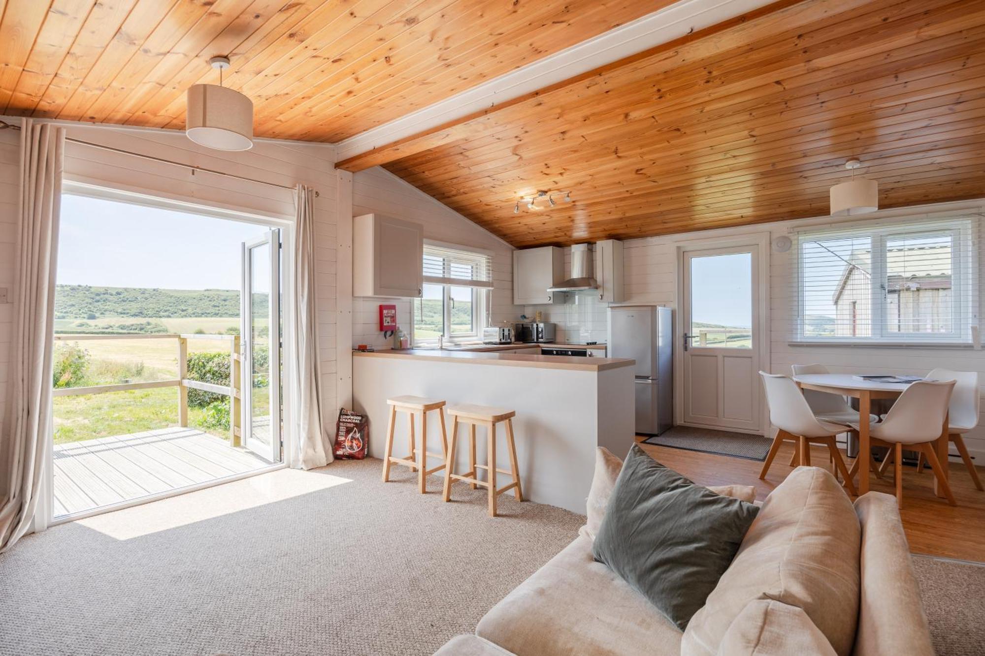 West Chalet At Tapnell Farm Ярмът Екстериор снимка